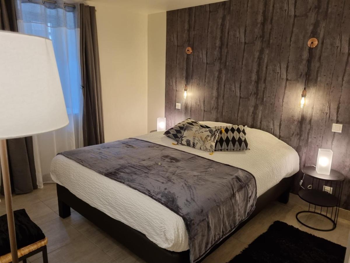 Au Vieux Sechoir Bed & Breakfast Prudhomat Bagian luar foto